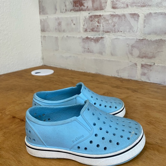 Native ‘Jefferson’ shoes for Kids size c7 - Picture 1 of 5